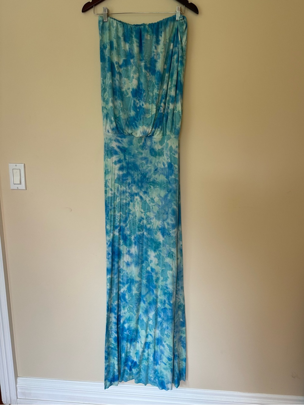 Young fabulous and broke dress